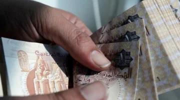 قفزة عالمية.. الجنيه المصري يتقدم ضمن قائمة أفضل 60 عملة دولية مرتقبة